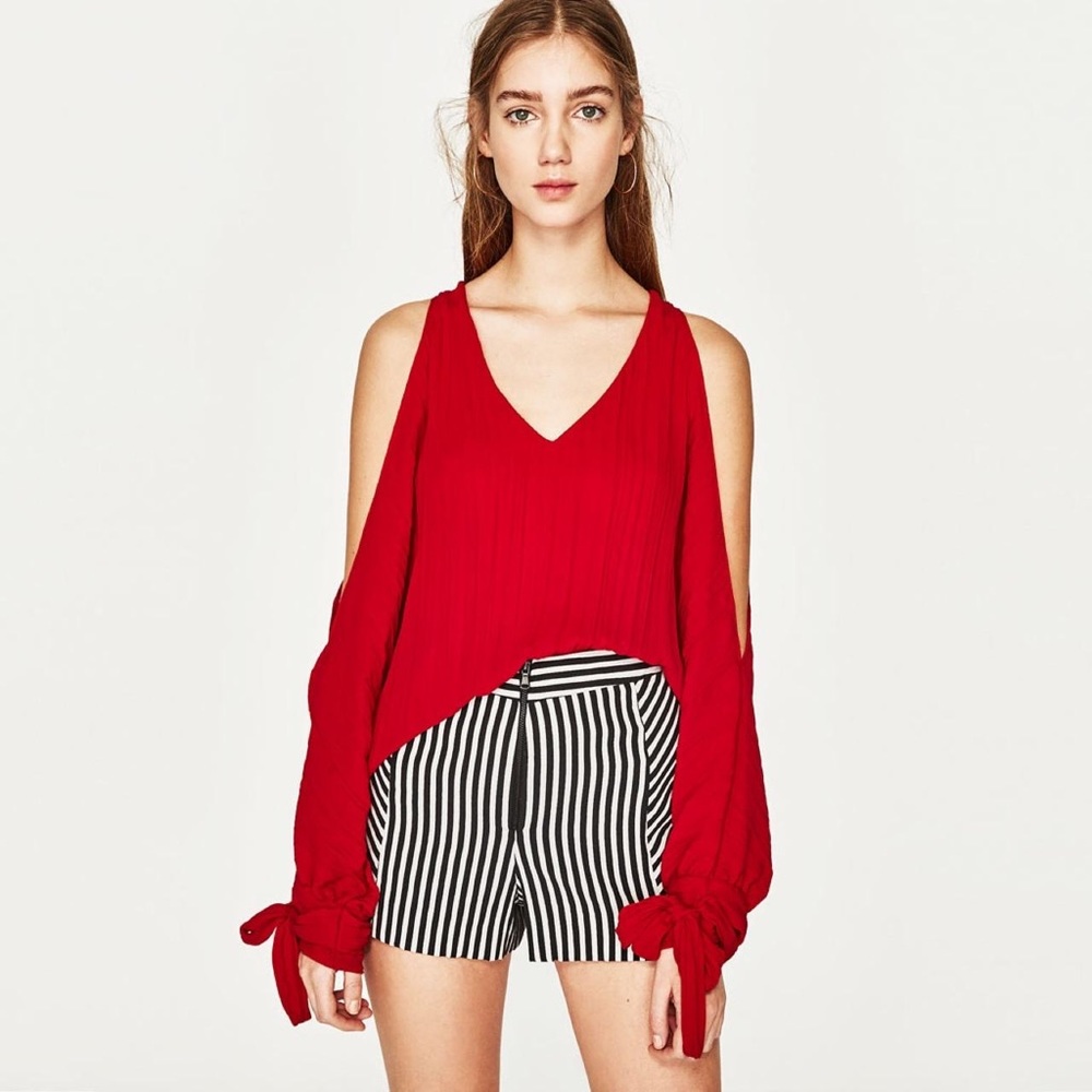 Zara Cold Shoulder Blouse in Red Size Small